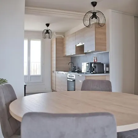 Le Vaillant - Rooftop * رانس